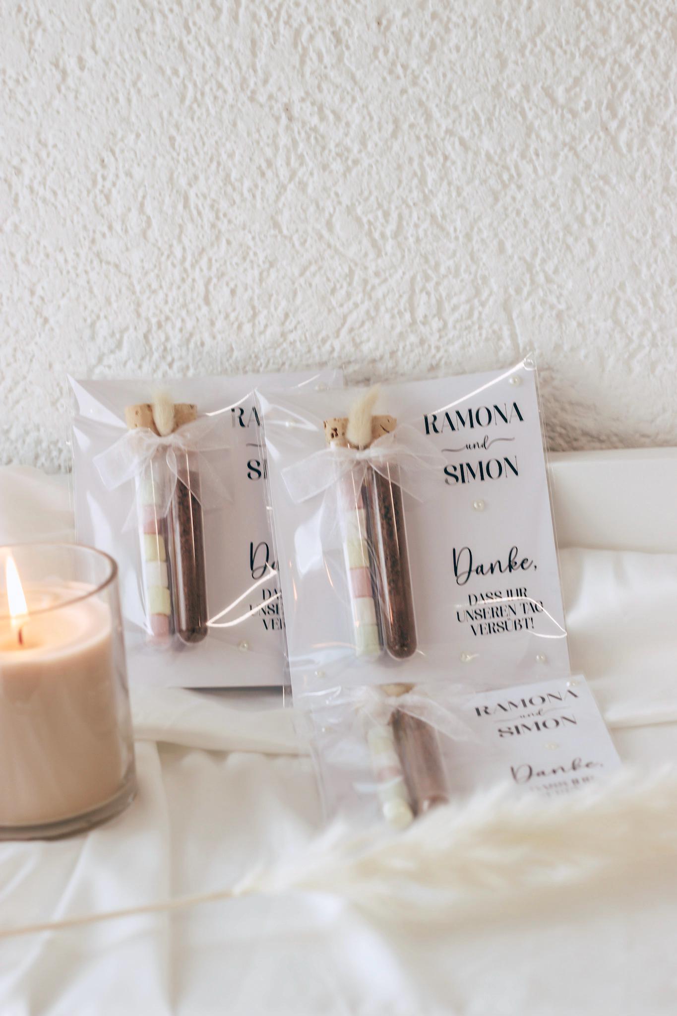 Gastgeschenk/Danksagung Hochzeit "Danke, dass ihr unseren Tag versüßt", befüllte Reagenzgläser, Taufe, Kommunion, personalisiert mit Namen