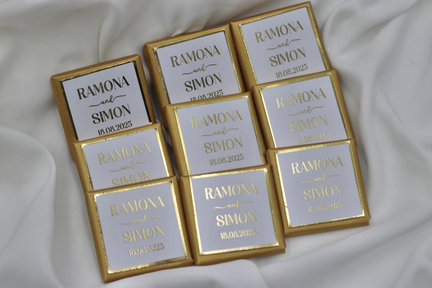 Gastgeschenk (10 Stück) Hochzeit Schokolade Gold oder Silberveredelung - Wedding favor mit Namen und Datum - Minimalistisch - luxuriös
