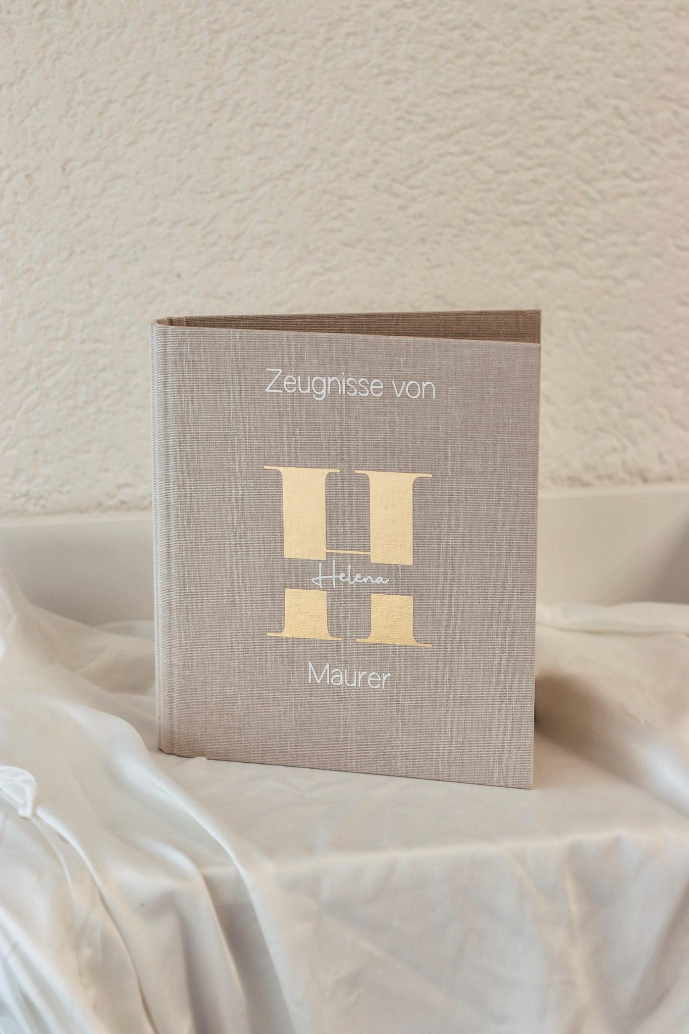 Zeugnisordner Zeugnismappe personalisiert mit dem Namen, in A4 oder A5 auswählbar, Initial in verschiedenen Farben möglich, Schulkind,