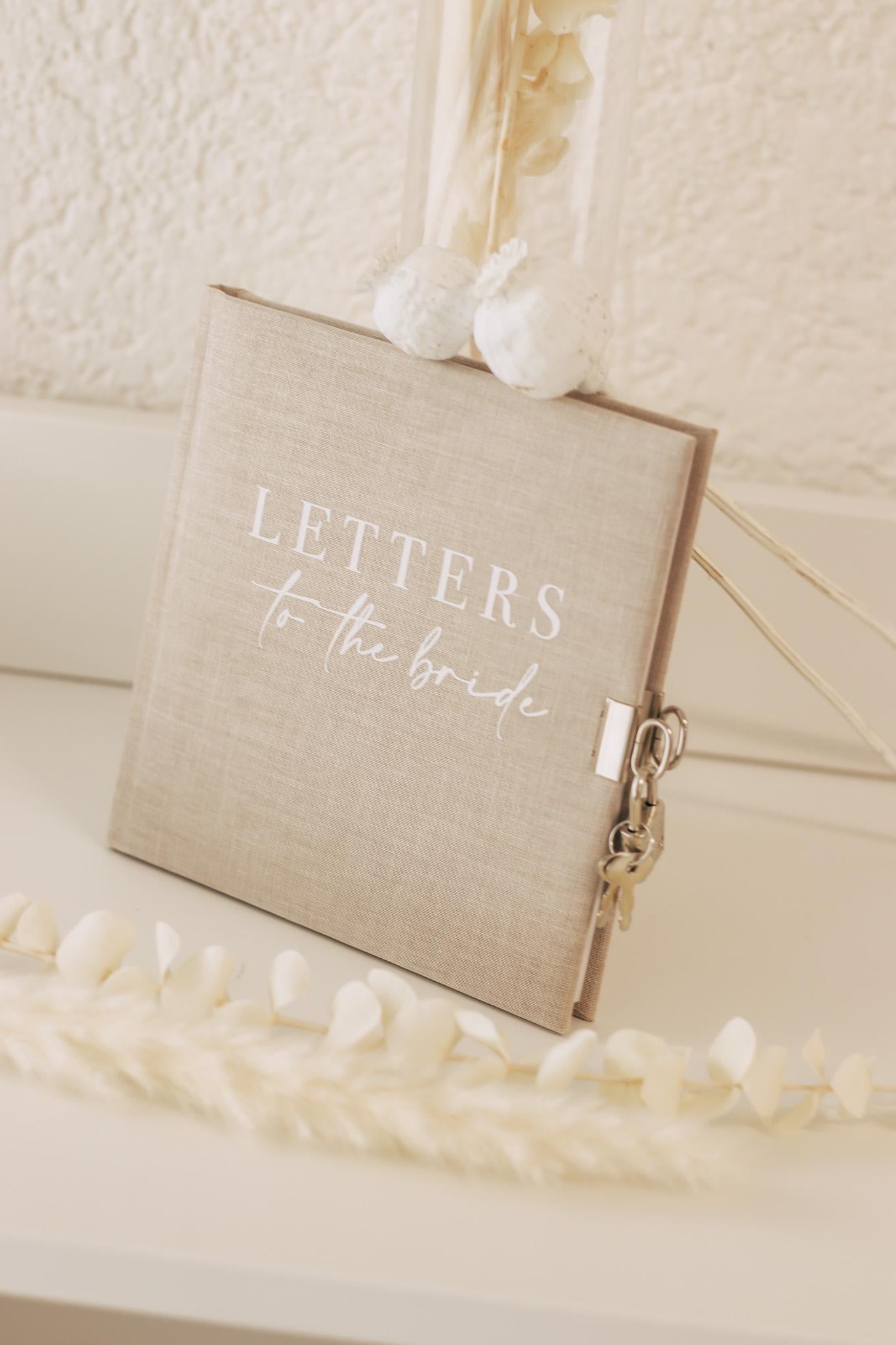 Letters to the Bride Buch mit Schloss | Leinenbuch Beige für die Braut | JGA Geschenk Trauzeugin Brautjungfer Erinnerungsalbum