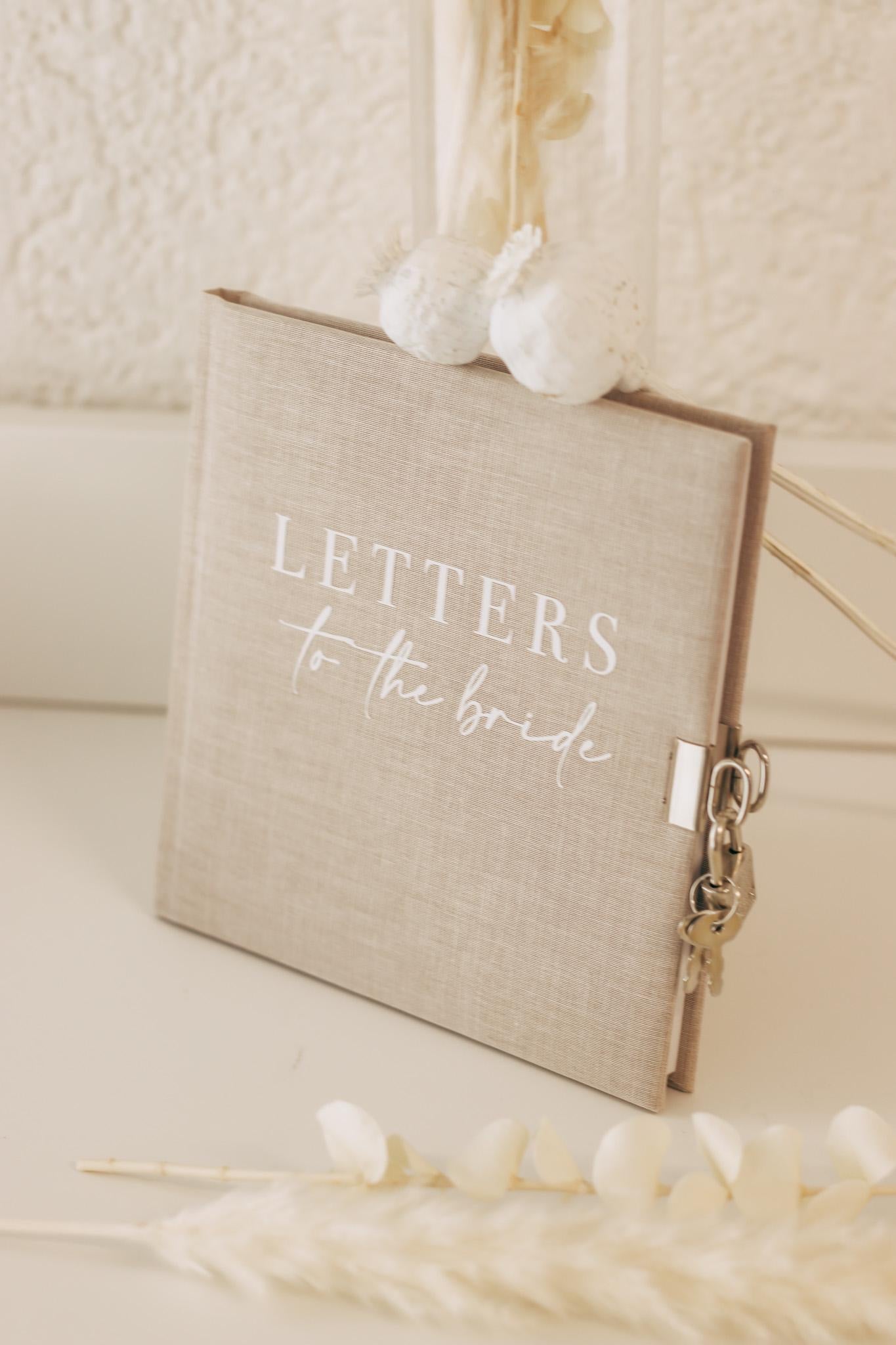 Letters to the Bride Buch mit Schloss | Leinenbuch Beige für die Braut | JGA Geschenk Trauzeugin Brautjungfer Erinnerungsalbum