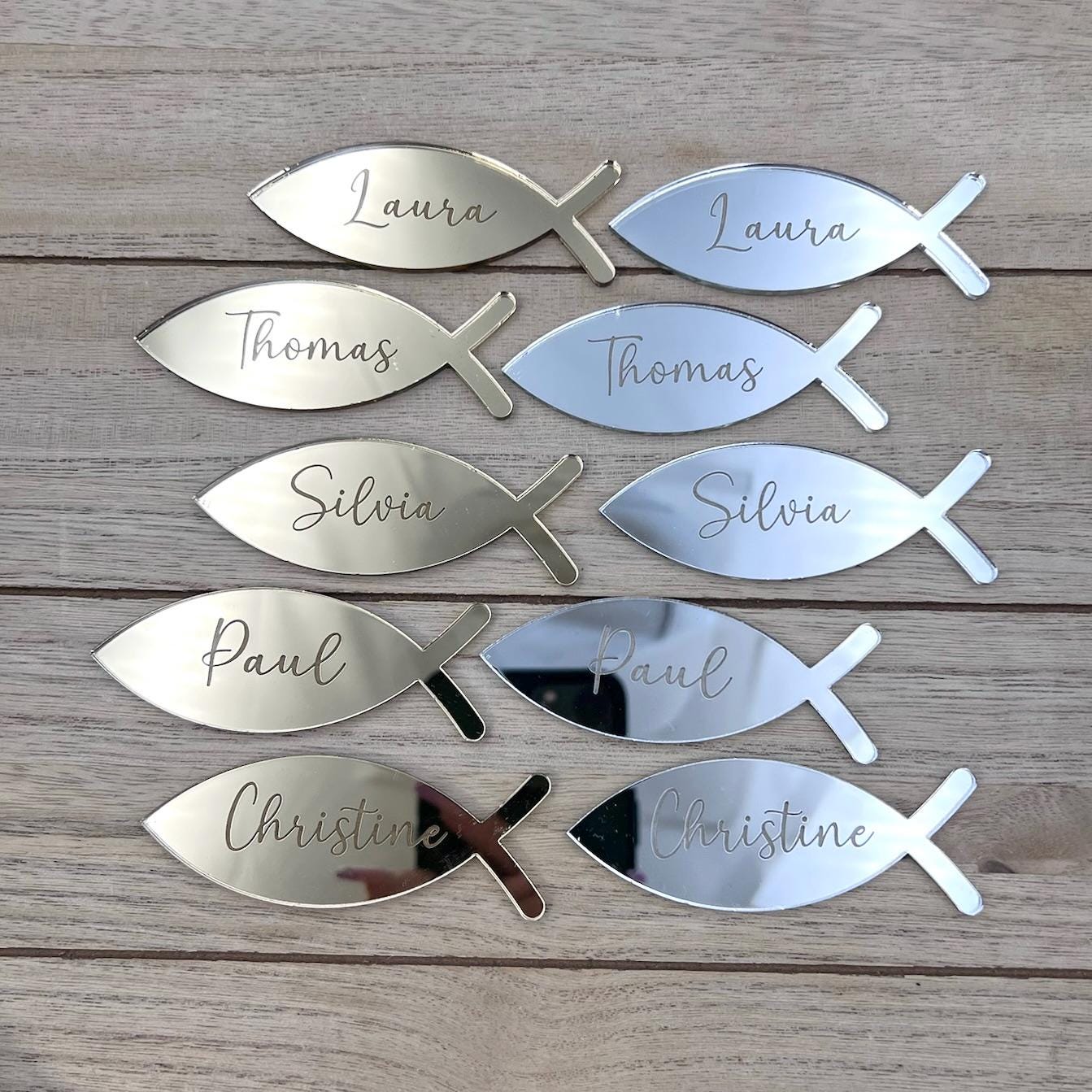 Platzkarte Fisch Taufe Acrylglas Gold & Silber, Namensgravur | Taufdekoration Gastgeschenk Kommunion Konfirmation Platzschild personalisiert