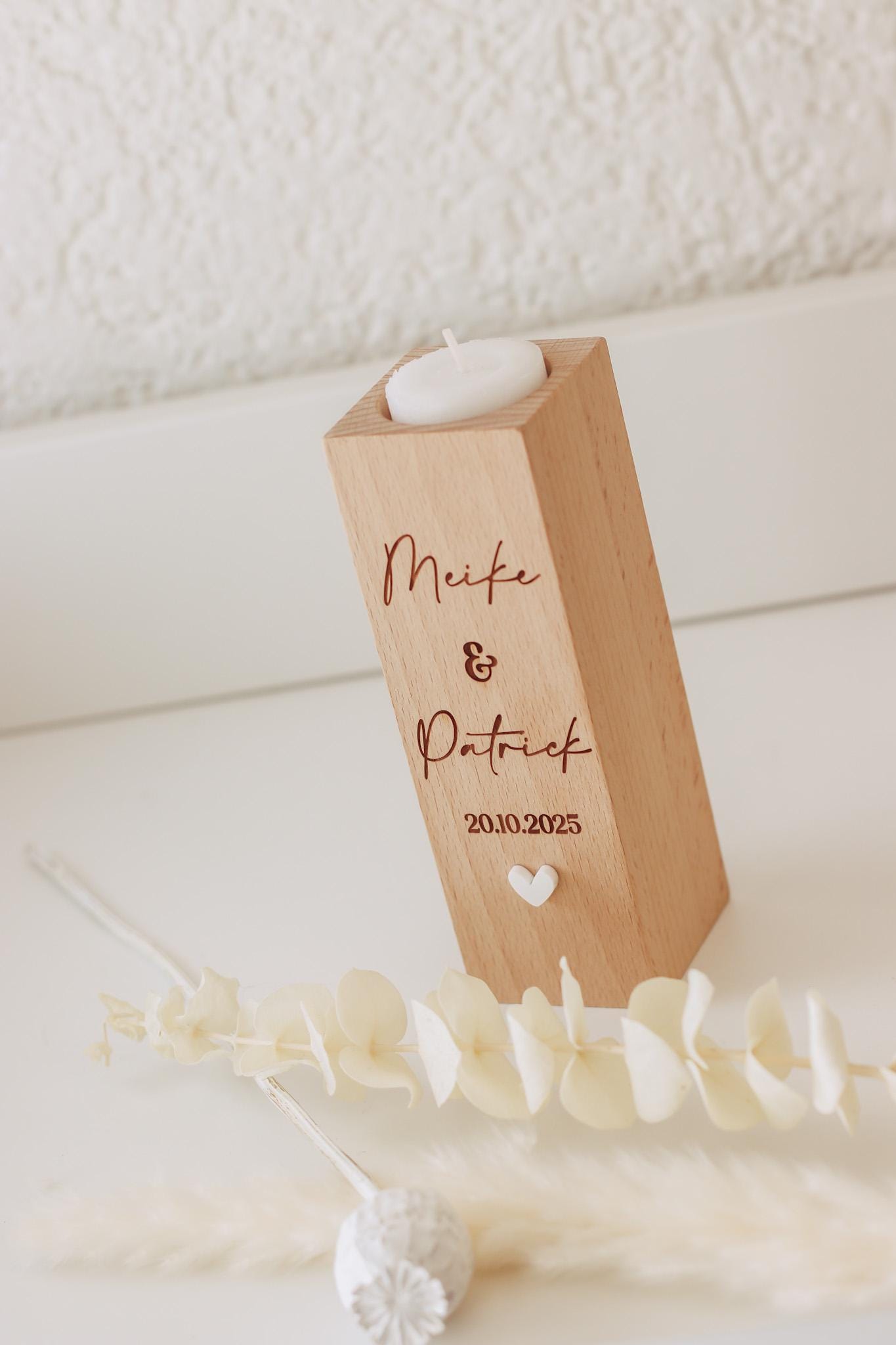 Personalisiertes Hochzeitsgeschenk Holz – Kerzenhalter mit Namen & Datum – 3D Herz – Jahrestagsgeschenk Paar – Gravur, Brautpaar Geschenk,
