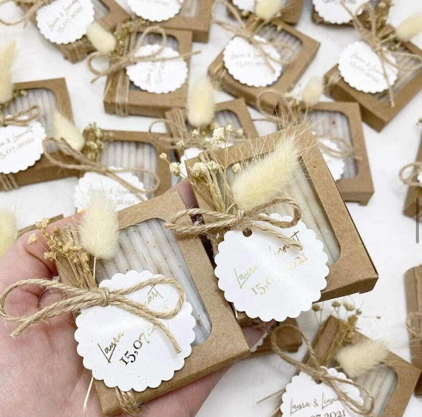 Personalisierte Seife // Gastgeschenk // Lavendelseife // Hochzeit // Taufe // Trockenblume // Schleierkraut // Samtgras // Jute