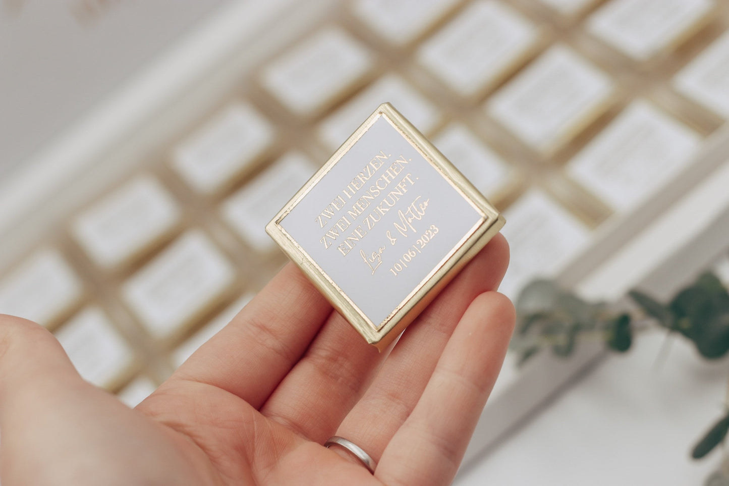 Gastgeschenk (10 Stk.) Wunschtext Hochzeit Taufe Schokolade Gold oder Silberveredelung