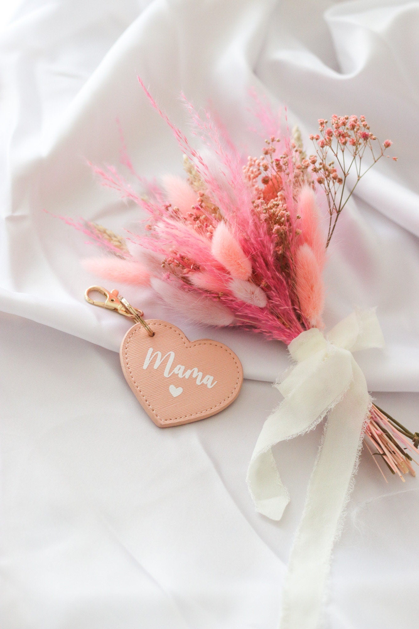 Trockenblumenstrauß Muttertag - Geschenk für Mama inkl. Schlüsselanhänger - Oma Mama - Beste Mama
