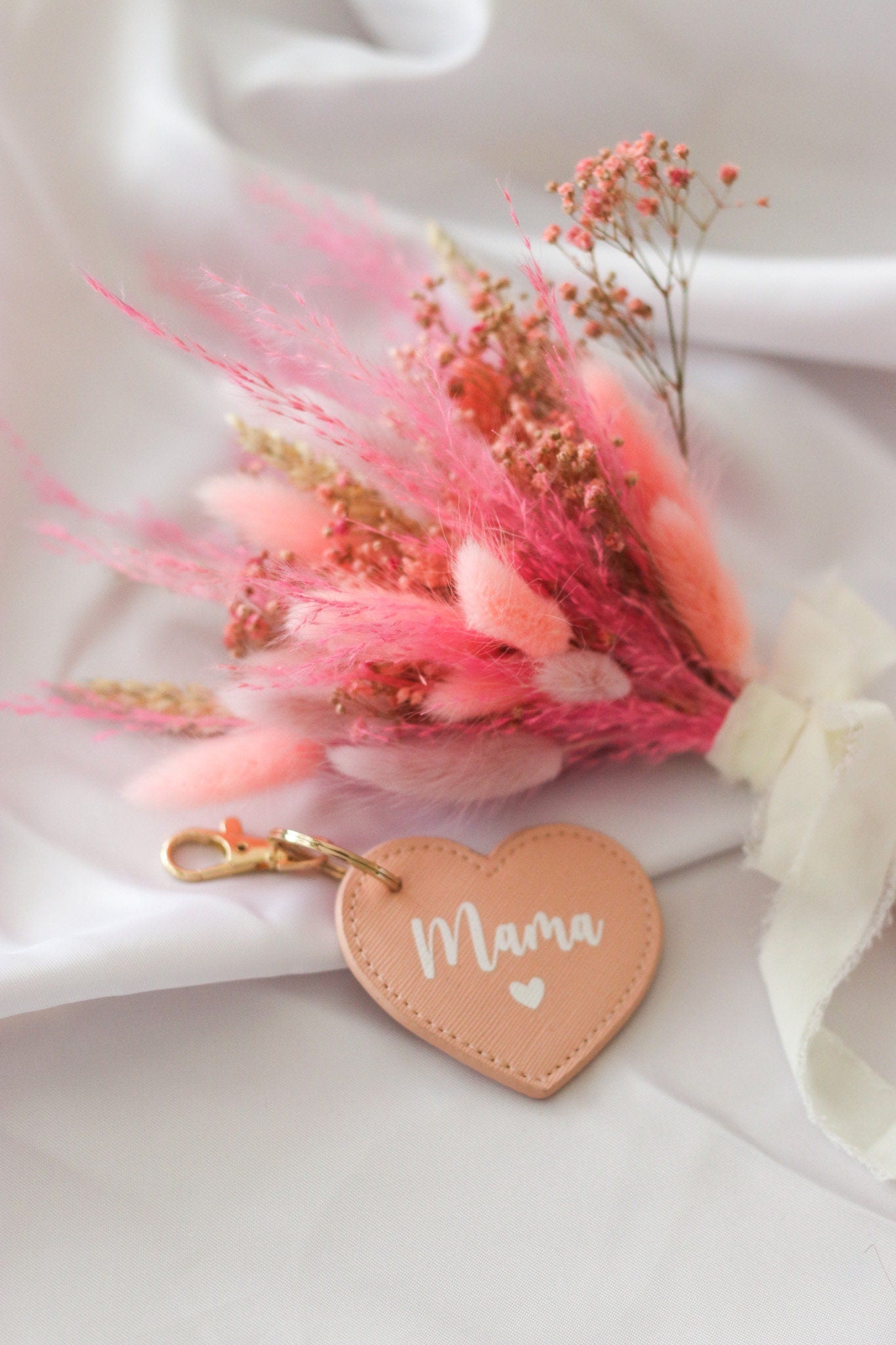 Trockenblumenstrauß Muttertag - Geschenk für Mama inkl. Schlüsselanhänger - Oma Mama - Beste Mama