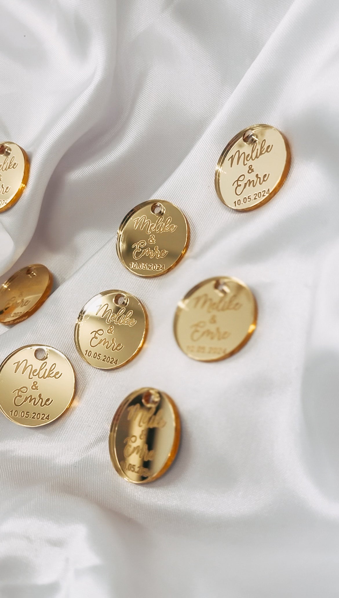 Anhänger Gold mit Gravur für Gastgeschenke & Einladungskarten / Hochzeit Verlobung Söz Gastgeschenk