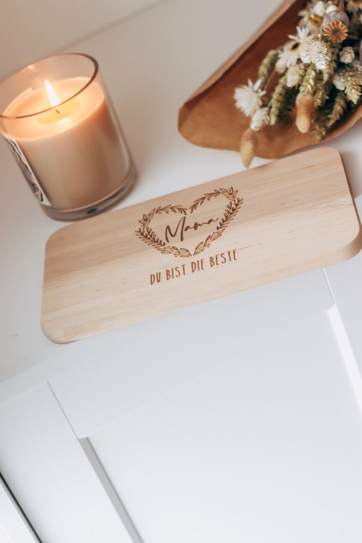 Frühstücksbrett Mama - Vesperbrett Mutter - Muttertag Geschenk personalisiert - Mama du bist die beste