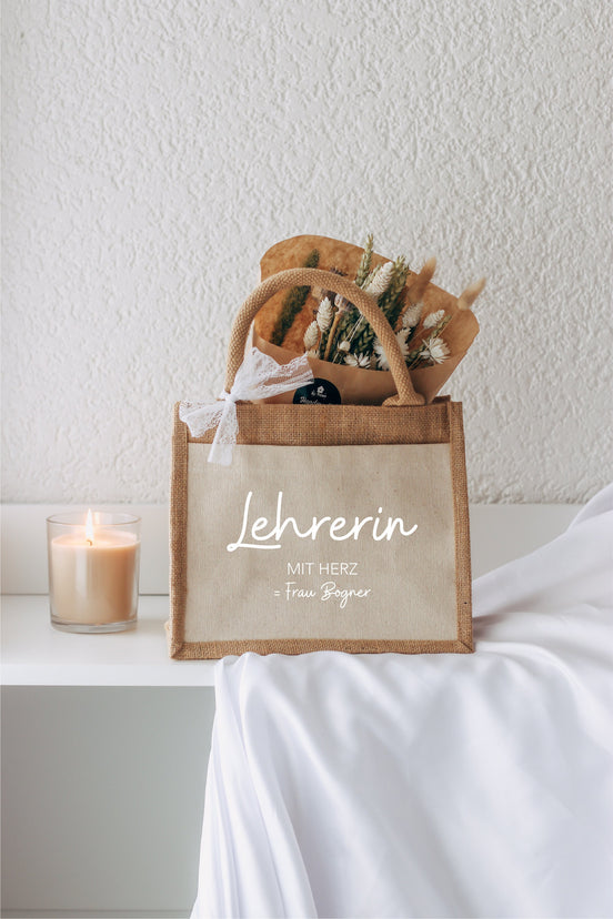 Lehrerin mit Herz + Name - Tasche - Beste Lehrerin - Abschiedsgeschenk Schule - Jutetasche - mit Personalsierung