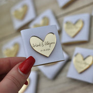 10 x personalisierte Schokoladen mit gravierten Acryl Herz, gold oder silber, mit Namen & Datum