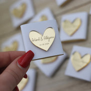 10 x personalisierte Schokoladen mit gravierten Acryl Herz, gold oder silber, mit Namen & Datum