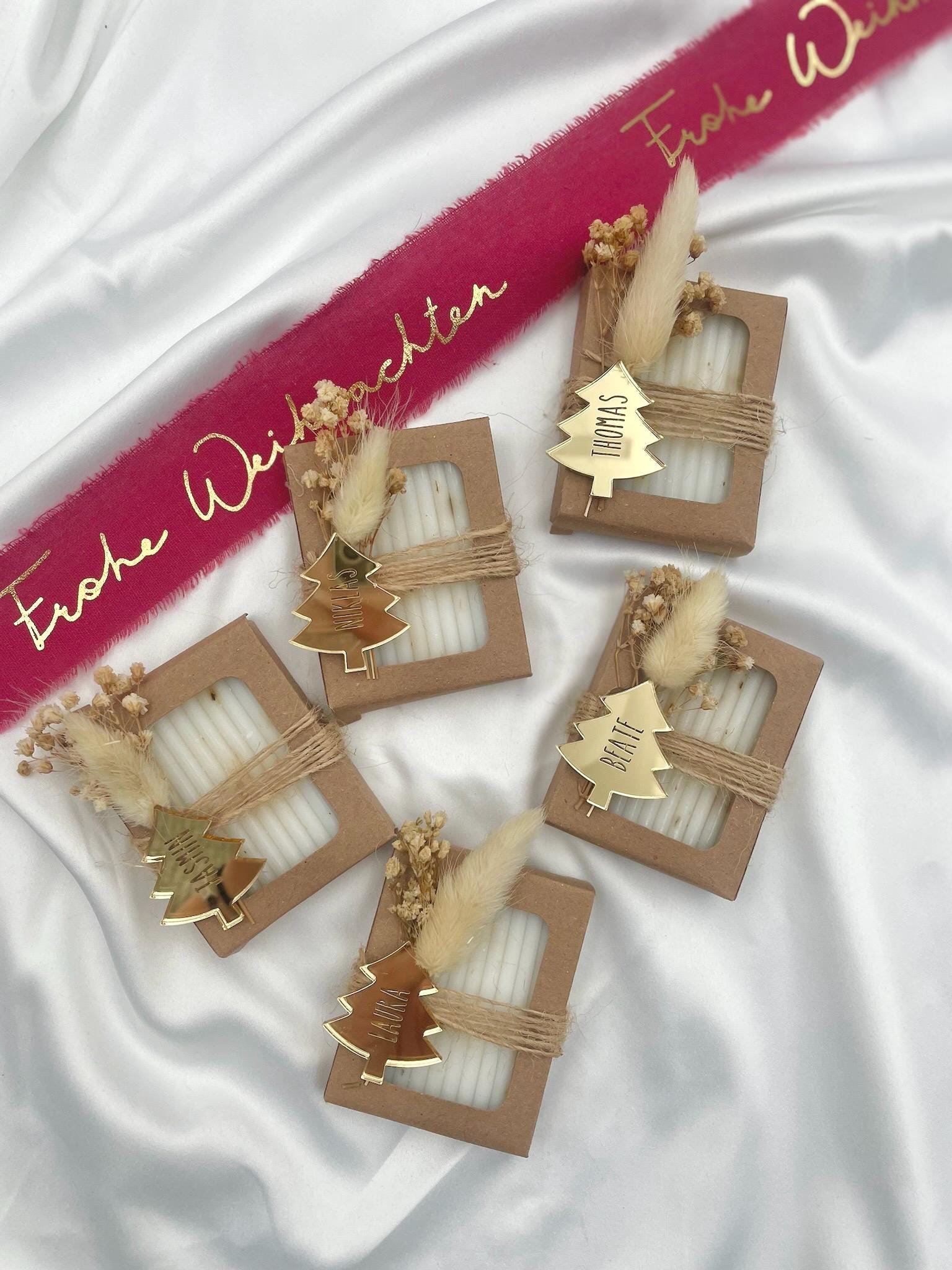 Gastgeschenk Weihnachten - Weihnachtsseife - Gravierter Acryl Baum in Gold - Migebsel, Gedeckter Tisch, Tischdeko, Mitarbeiter Geschenk