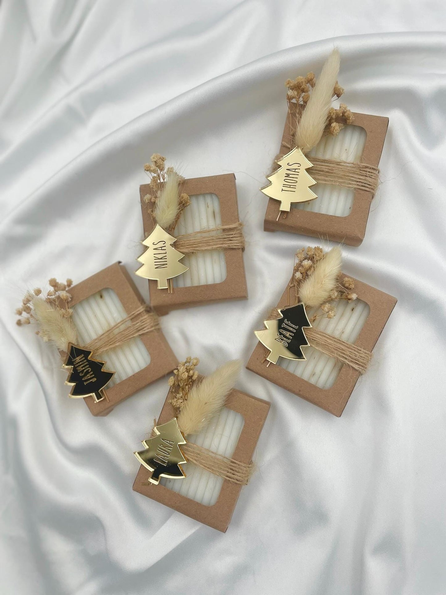 Gastgeschenk Weihnachten - Weihnachtsseife - Gravierter Acryl Baum in Gold - Migebsel, Gedeckter Tisch, Tischdeko, Mitarbeiter Geschenk