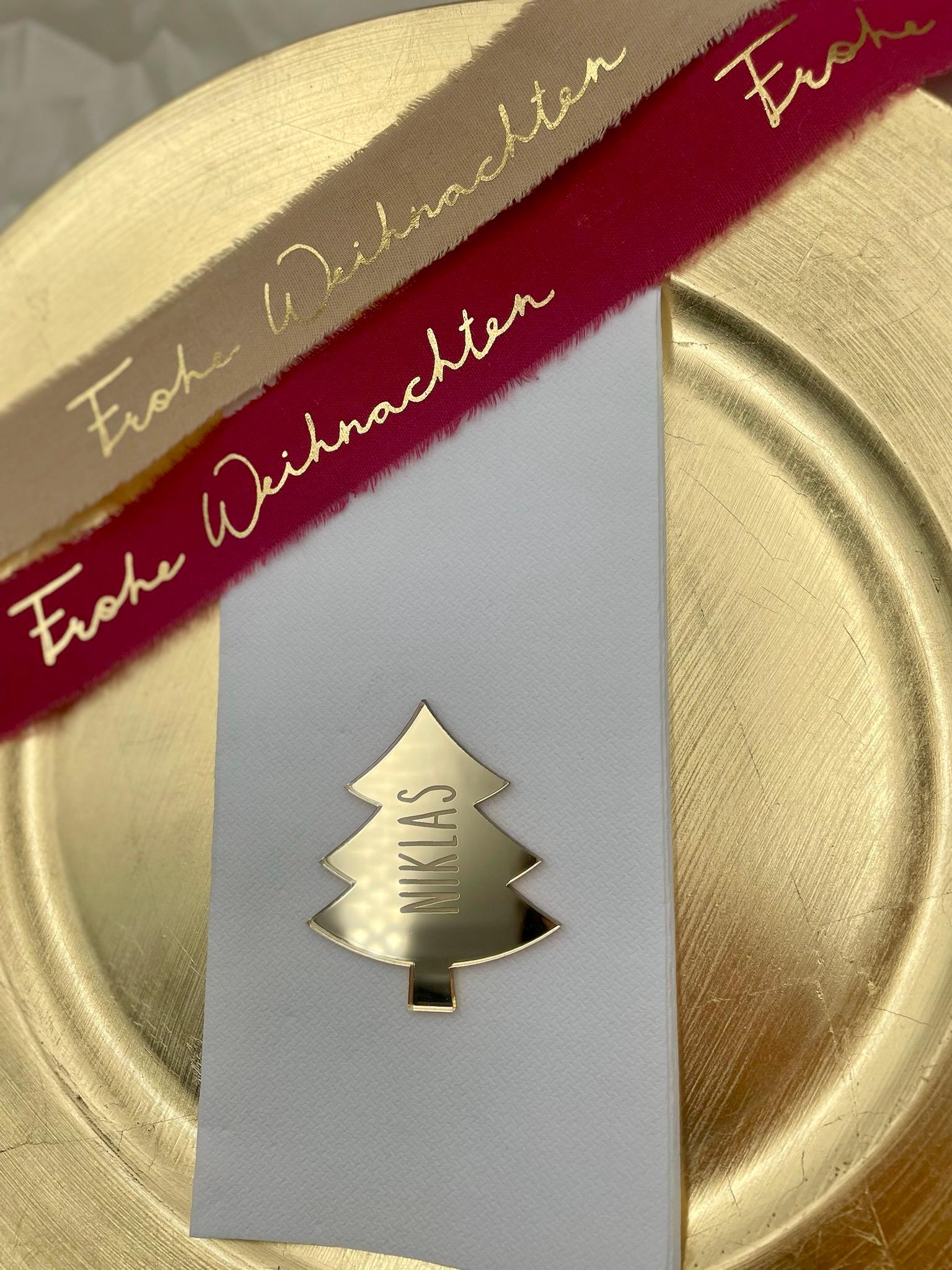 Weihnachten Platzkarte (auch mit Loch möglich) für den gedeckten Tisch oder auch als Deko für vorhandene Geschenke, 6,5 cm Gold oder silber