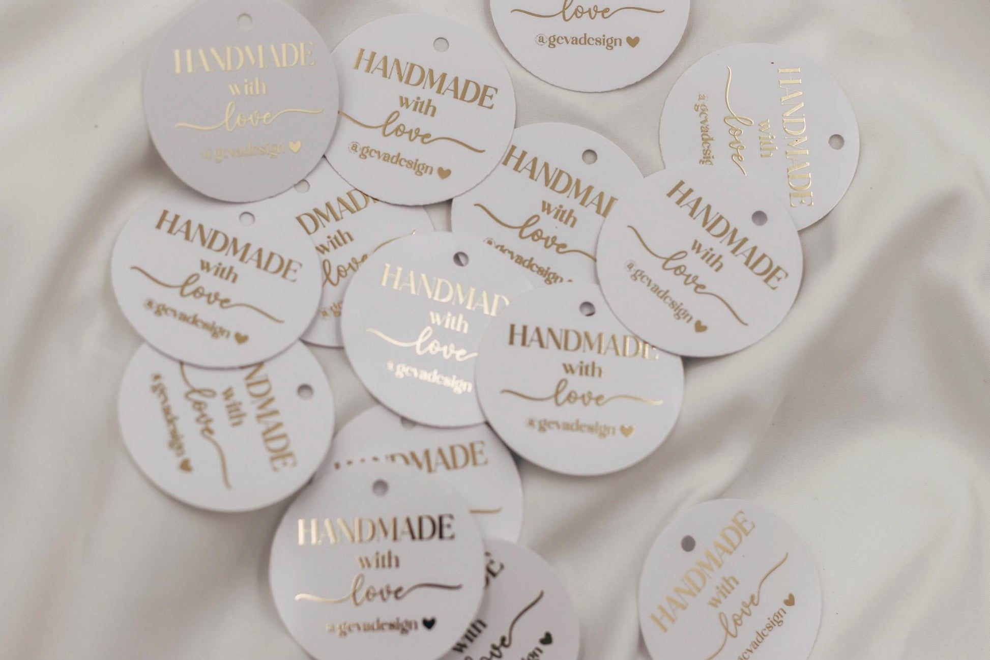 Etiketten für Small Business - handmade with love - verpackungsmaterial - mit liebe verpacken - personalisiert mit firmenname - gold schwarz