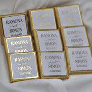 Gastgeschenk (10 Stück) Hochzeit Schokolade Gold oder Silberveredelung - Wedding favor mit Namen und Datum - Minimalistisch - luxuriös