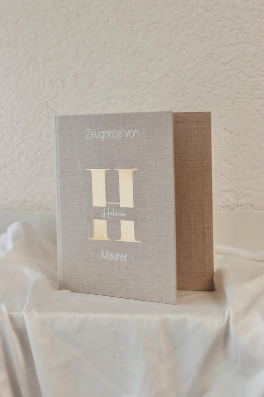 Zeugnisordner Zeugnismappe personalisiert mit dem Namen, in A4 oder A5 auswählbar, Initial in verschiedenen Farben möglich, Schulkind,