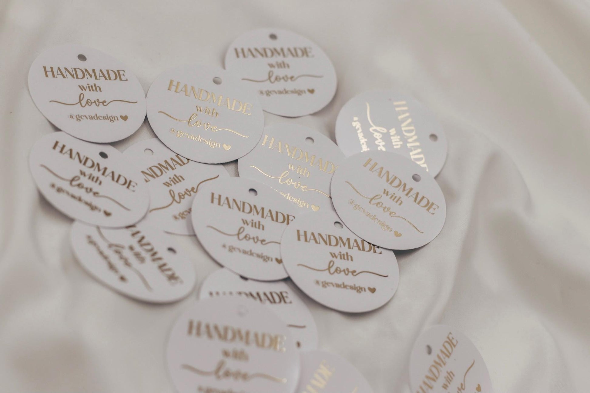 Etiketten für Small Business - handmade with love - verpackungsmaterial - mit liebe verpacken - personalisiert mit firmenname - gold schwarz