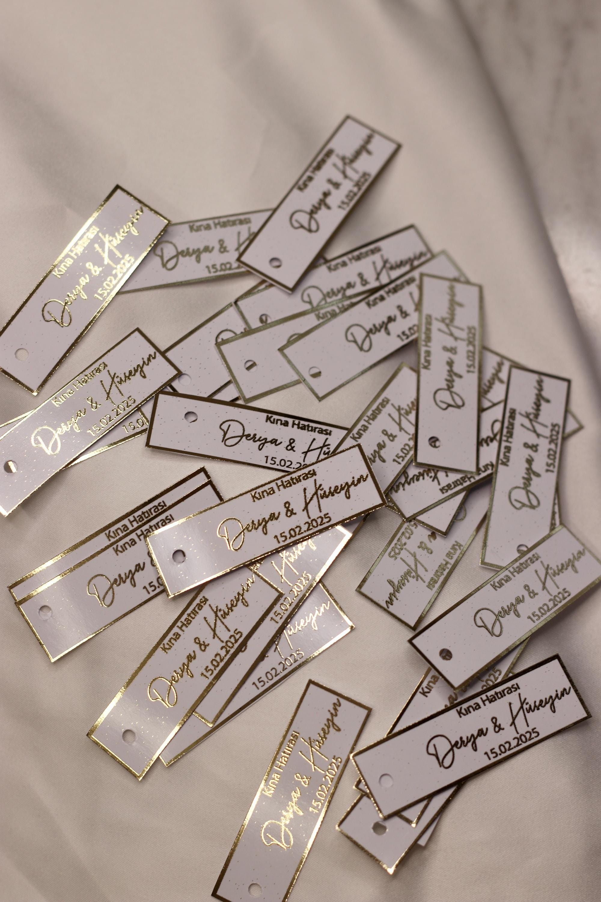 Kina Gecesi, Personalisierte Etiketten für Gastgeschenke mit metallic Veredelung in gold, Kina Hatirasi, Henna Nacht, Kanagjegj,