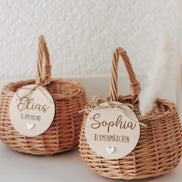 Blumenkorb Hochzeit personalisiert | Weidenkorb für Blumenmädchen - Blumenkind mit Namensanhänger & Herz | weiß oder braun