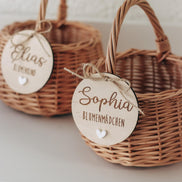 Blumenkorb Hochzeit personalisiert | Weidenkorb für Blumenmädchen - Blumenkind mit Namensanhänger & Herz | weiß oder braun
