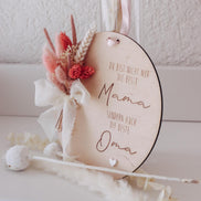 Muttertagsgeschenk für Mama & Oma – Holzschild mit Trockenblumen – „Beste Mama und Oma“ – personalisierbar – Deko Muttertag
