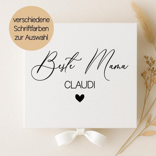 Personalisierte Geschenkbox „Beste Mama“ – Weiße Box mit Satinschleife + Holzwolle – Muttertagsgeschenk individuell mit Name & Schriftfarbe