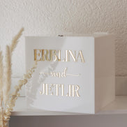 Personalisierte Acryl Geld Geschenkbox mit Schloss – Hochzeitsgeschenkbox in Weiß – 30x30x30 cm – Mit Namen personalisierbar,