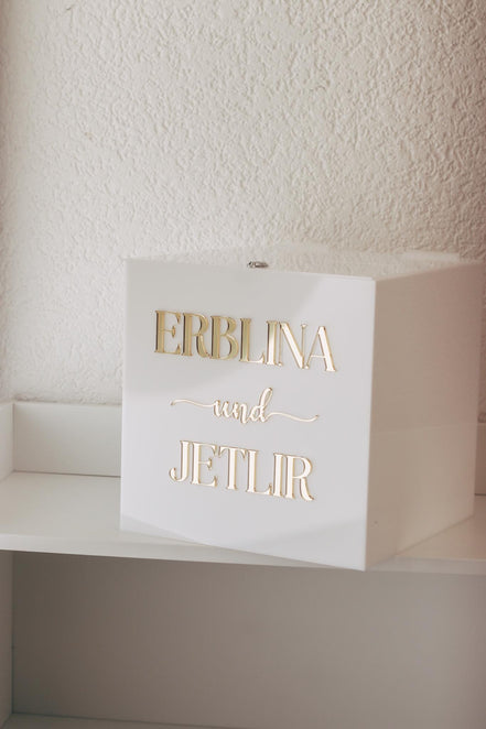 Personalisierte Acryl Geld Geschenkbox mit Schloss – Hochzeitsgeschenkbox in Weiß – 30x30x30 cm – Mit Namen personalisierbar,
