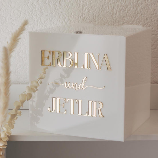 Personalisierte Acryl Geld Geschenkbox mit Schloss – Hochzeitsgeschenkbox in Weiß – 30x30x30 cm – Mit Namen personalisierbar,