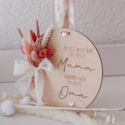Muttertagsgeschenk für Mama & Oma – Holzschild mit Trockenblumen – „Beste Mama und Oma“ – personalisierbar – Deko Muttertag