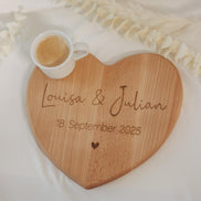 Personalisiertes Herzbrett aus Buchenholz – Hochzeitsgeschenk mit Gravur – Namen & Datum – Geschenk zur Hochzeit oder Jahrestag