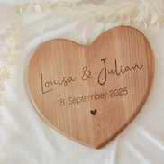 Personalisiertes Herzbrett aus Buchenholz – Hochzeitsgeschenk mit Gravur – Namen & Datum – Geschenk zur Hochzeit oder Jahrestag