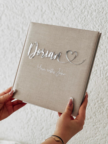 Personalisiertes Baby Fotoalbum „Mein erstes Jahr“ | Geschenk zur Geburt oder 1. Geburtstag | Erinnerungsalbum für Babyfotos