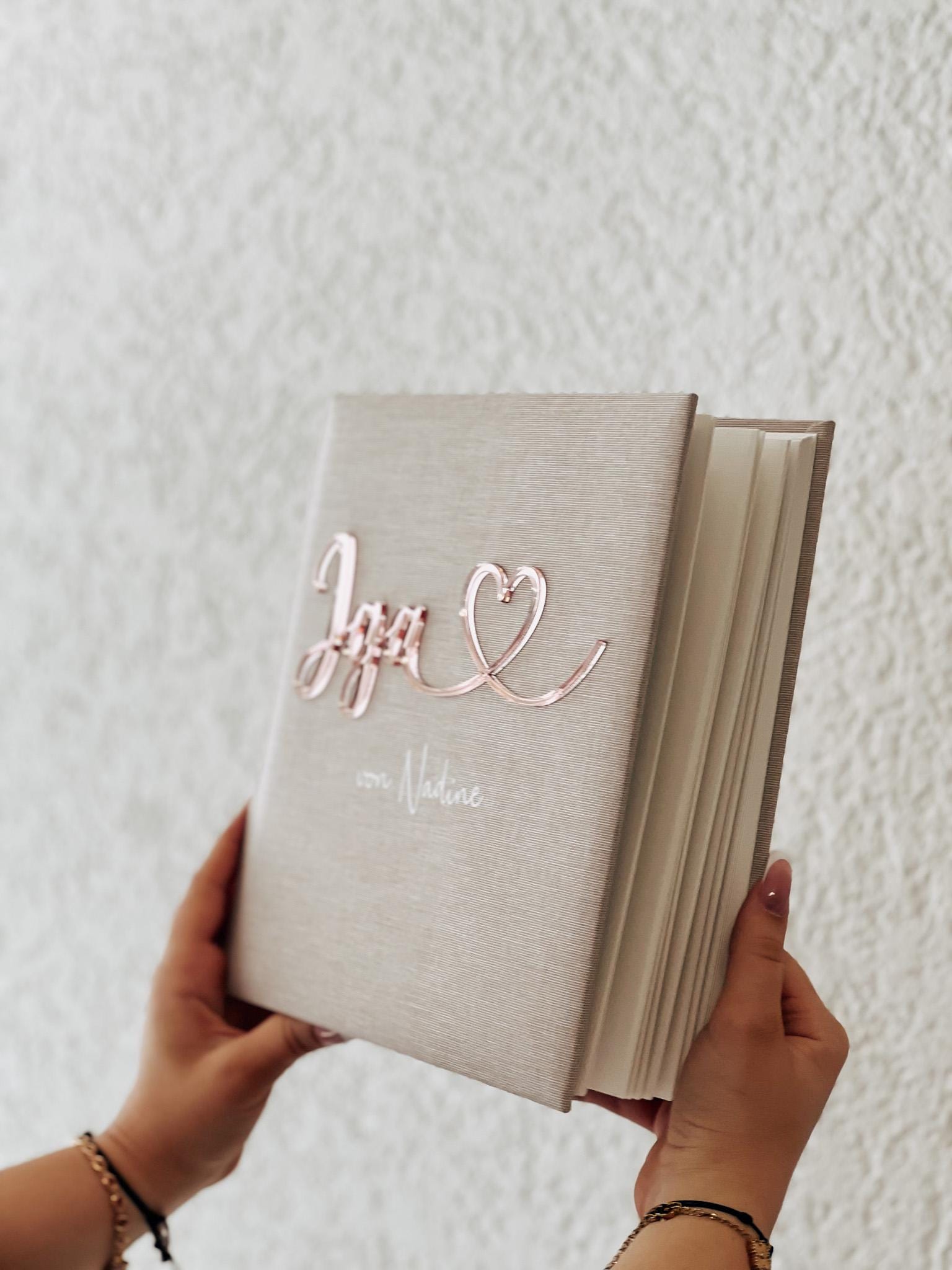 JGA Gästebuch personalisiert | Fotoalbum Junggesellinnenabschied | Acryl Schriftzug mit Herz | Geschenk Team Braut