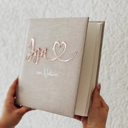 JGA Gästebuch personalisiert | Fotoalbum Junggesellinnenabschied | Acryl Schriftzug mit Herz | Geschenk Team Braut