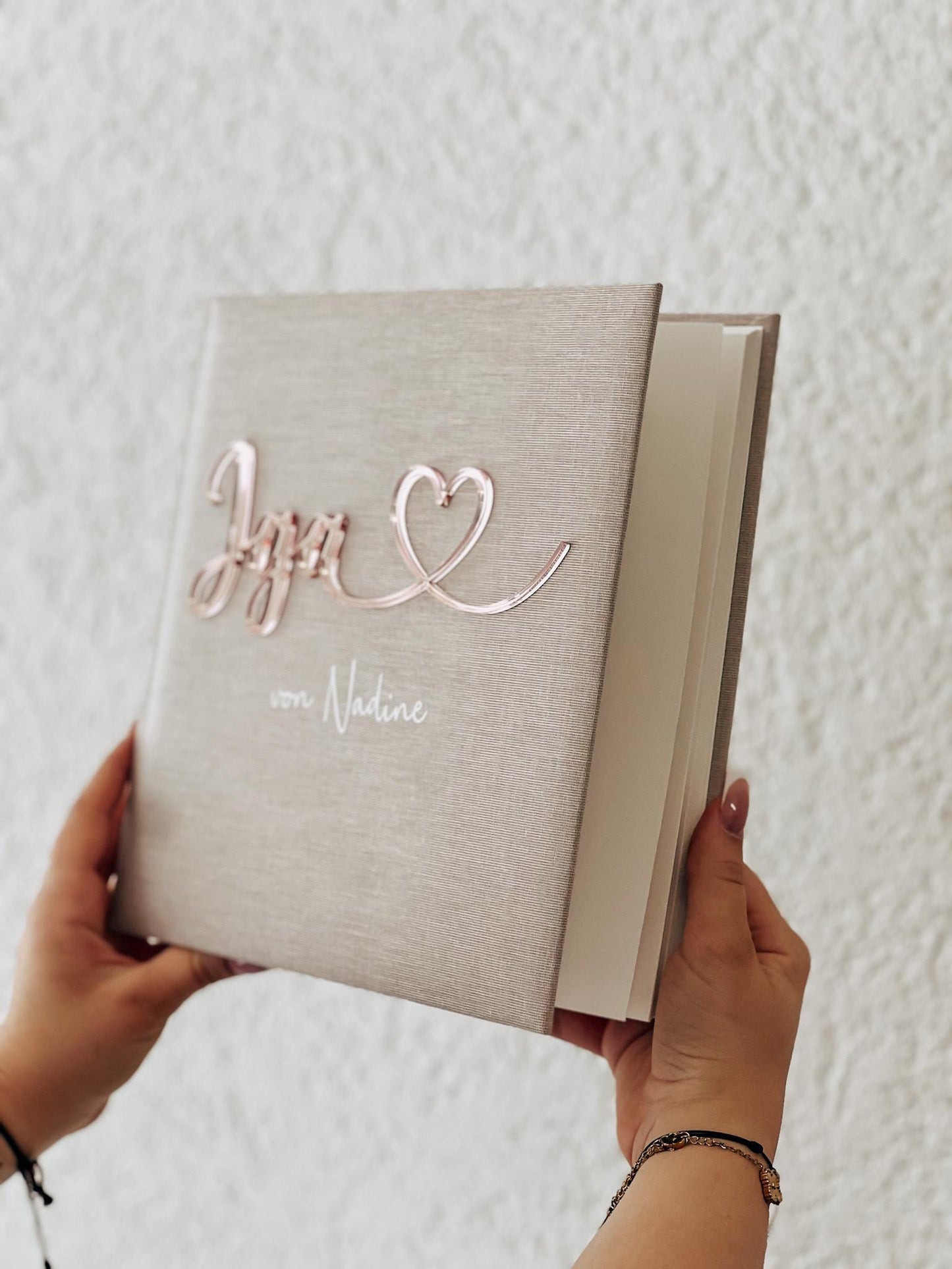 JGA Gästebuch personalisiert | Fotoalbum Junggesellinnenabschied | Acryl Schriftzug mit Herz | Geschenk Team Braut