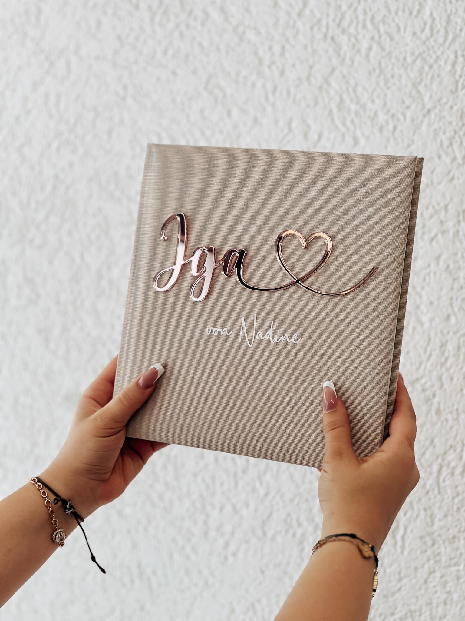 JGA Gästebuch personalisiert | Fotoalbum Junggesellinnenabschied | Acryl Schriftzug mit Herz | Geschenk Team Braut