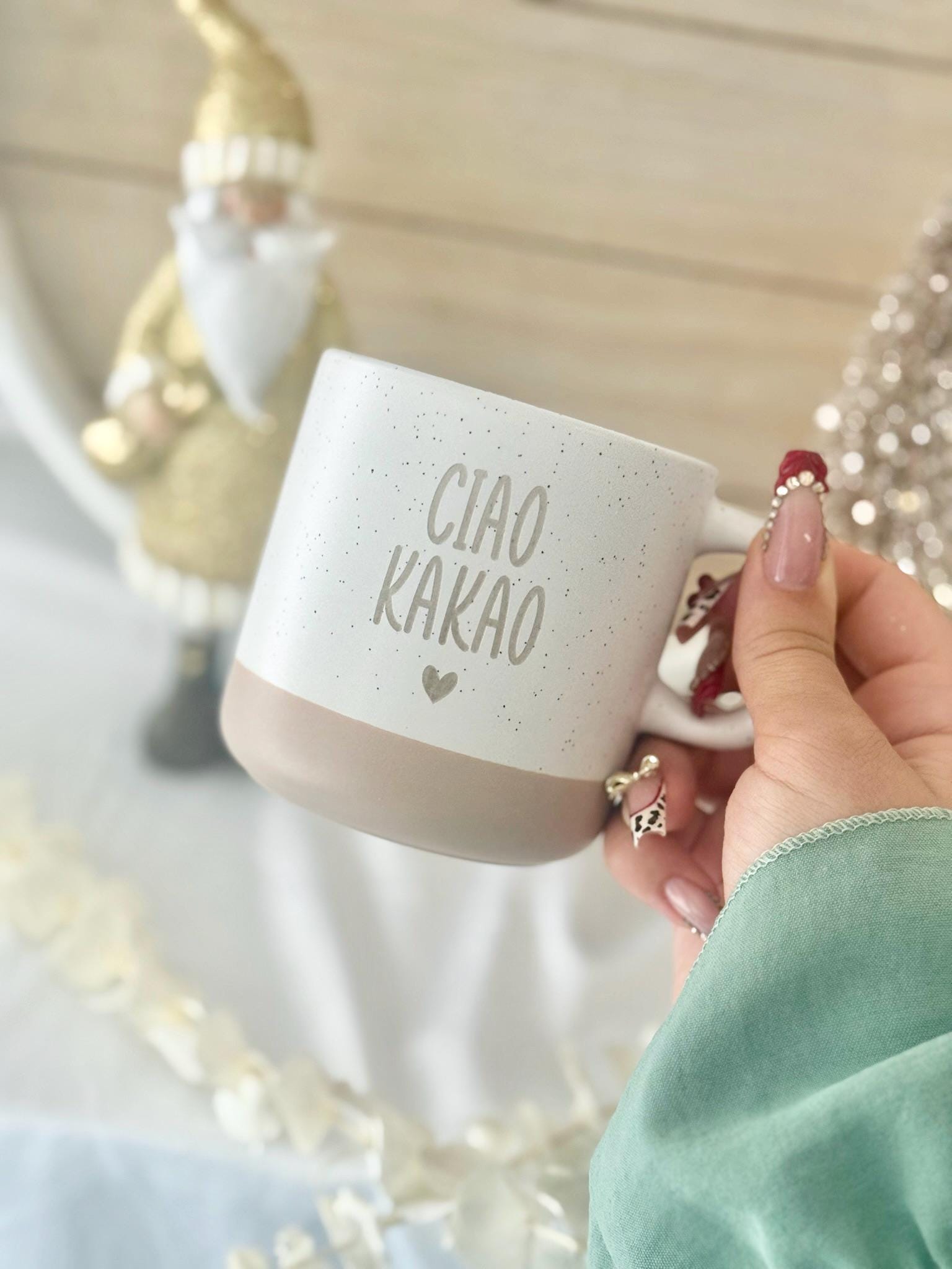 Ciao Kakao Tasse – Herz Gravur – Geschenk für Kakao Liebhaber – Weihnachtsgeschenk witzig – personalisierte Keramiktasse – 360 ml