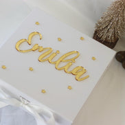Luxuriöse Weihnachtsgeschenkbox mit Name in Gold – personalisierte Geschenkverpackung mit 3D Effekt & Schleife – edle Box Weihnachten