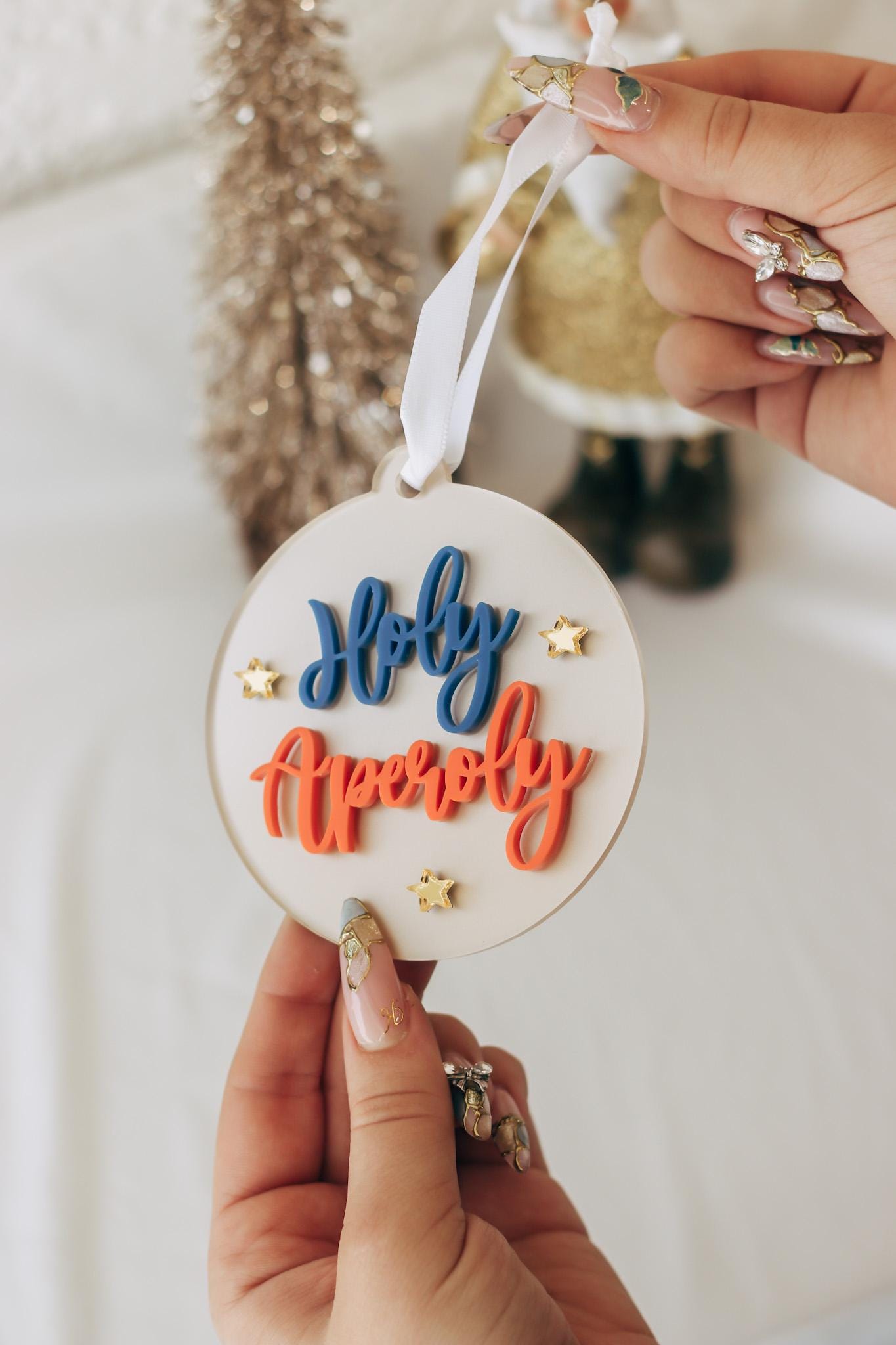 Holy Aperoly Weihnachtskugel – Acryl Christbaumanhänger 3D Effekt – personalisiertes Aperol Geschenk – champagnergold Deko Weihnachten