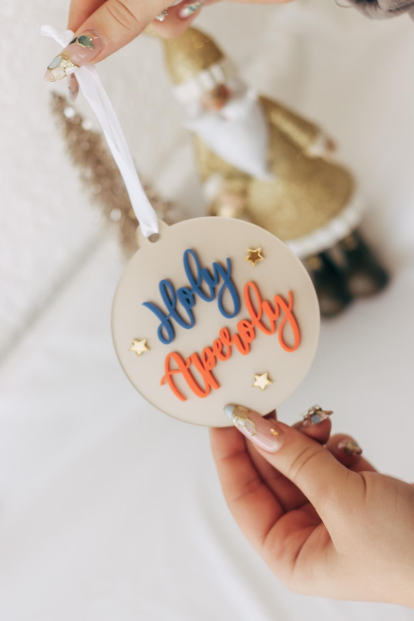 Holy Aperoly Weihnachtskugel – Acryl Christbaumanhänger 3D Effekt – personalisiertes Aperol Geschenk – champagnergold Deko Weihnachten