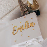 Luxuriöse Weihnachtsgeschenkbox mit Name in Gold – personalisierte Geschenkverpackung mit 3D Effekt & Schleife – edle Box Weihnachten