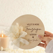 Willst du meine Trauzeugin werden? – personalisiertes Geschenk mit Herz & Name – Trauzeugin fragen Deko Holzschild mit Trockenblumen