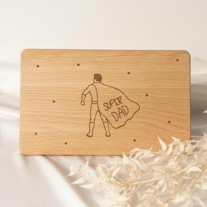Vatertagsgeschenk Holz – Super Dad Brettchen – Geschenk Papa – Holzbrett mit Gravur – Superdad Geschenkidee
