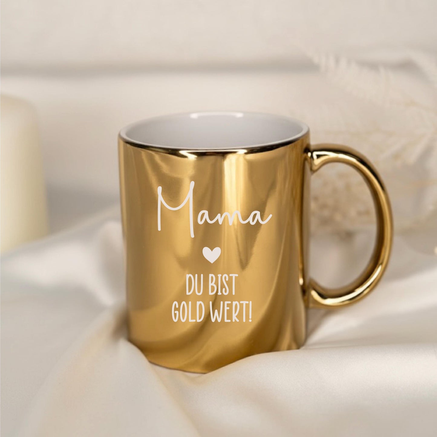 Mama Geschenk gold – Papa Geschenk – Goldene Keramiktasse „Du bist gold wert“ – Geschenk für Mama oder Papa