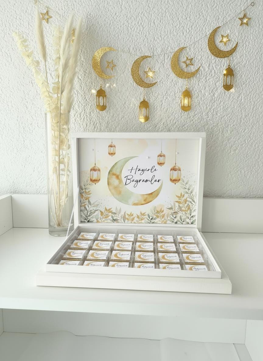 Eid Mubarak Schokobox 24 Stück personalisiert – Ramadan Bayram Gastgeschenk – Weiß Gold Silber Geschenkbox mit Schokolade, Hayirli Bayramlar