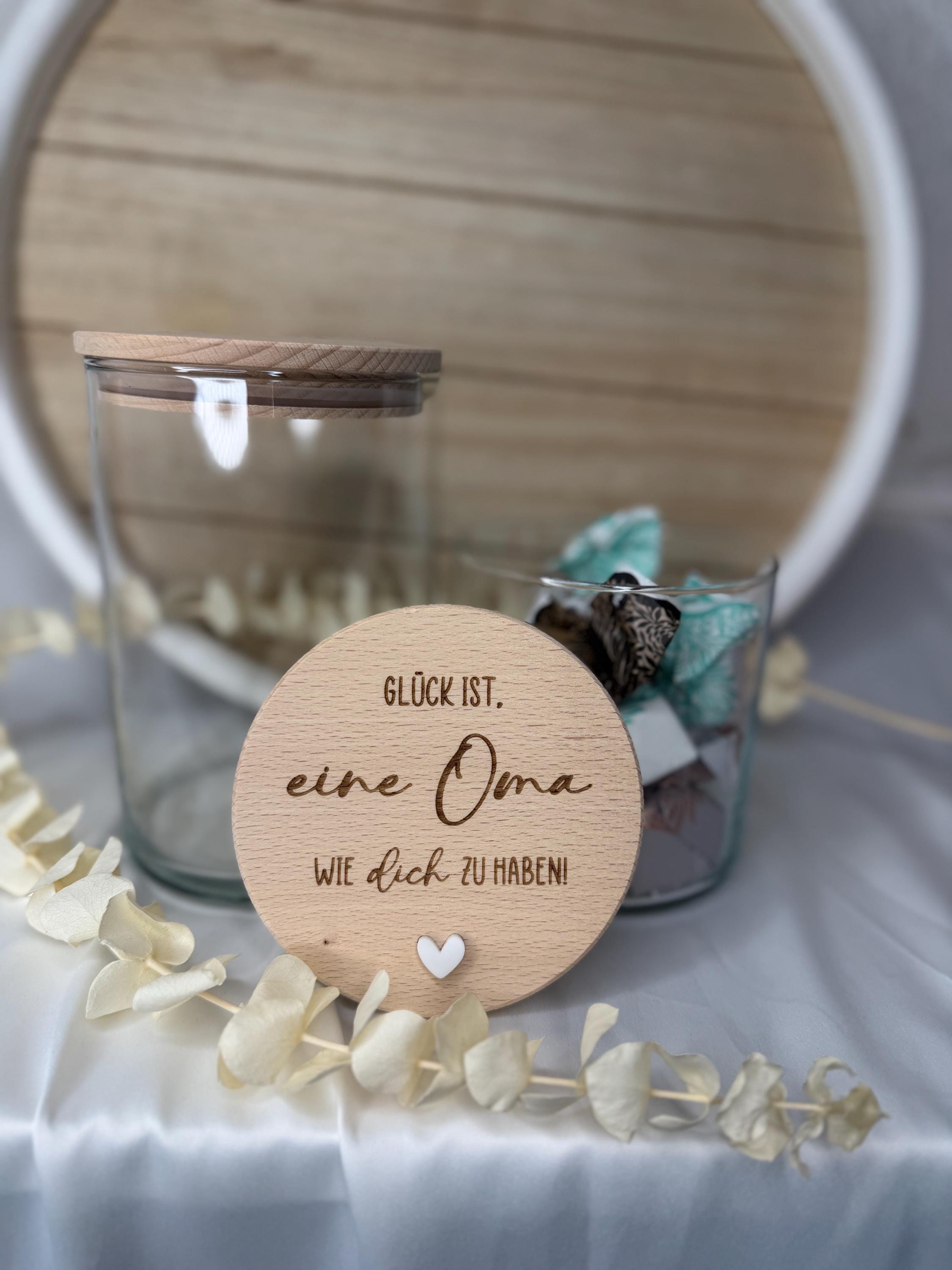 Geschenk für Oma – Vorratsglas mit Gravur – Glück ist Oma – Glas mit Holzdeckel – liebevolles Oma Geschenk