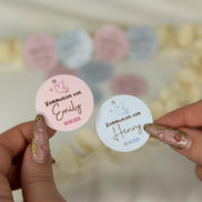 Kommunion Anhänger personalisiert – Etiketten Taufe Konfirmation mit Name & Datum – Gastgeschenk Tags 3,8 cm, Einladungskarten-Anhänger